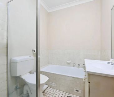 Modern Comfort & Convenience in a Prime Telopea Location - Photo 2