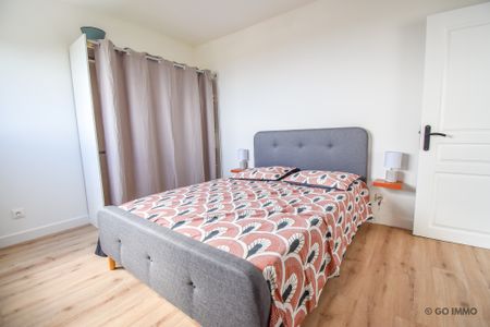 Location Appartement 5 pièces 90m² LE TAMPON 97430 - Photo 4