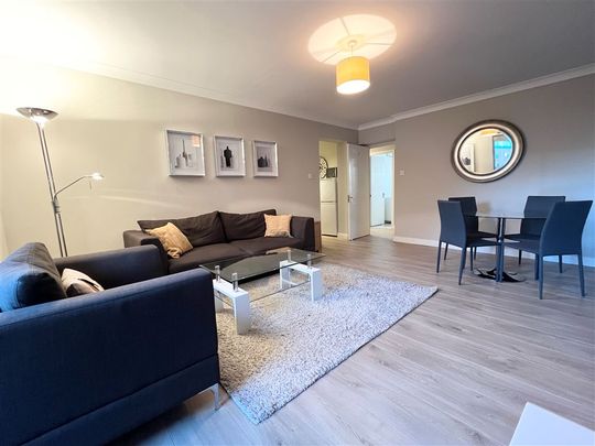 Inishtrahull, Custom House Harbour, IFSC, Dublin 1 - Photo 1