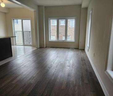 For Lease - 2521 Athena Path, Pickering, Ontario - Photo 2