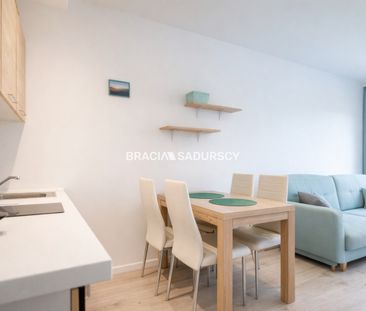 GUSTOWNA, PRZYTULNA KAWALERKA W NOWEJ HUCIE - Фото 2