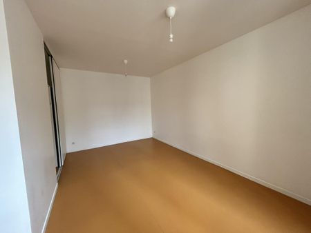Location Appartement 2 pièces 79m² CHAMBERY 73000 - Photo 5