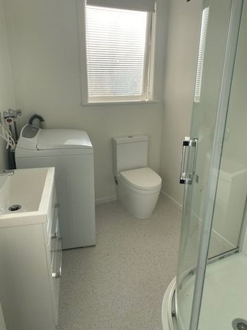 23B Diane Grove, Paparangi - Photo 4