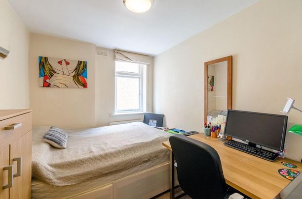 2 bedroom flat to rent - Photo 1