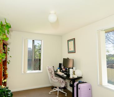 "Well-maintained Home" - Photo 6