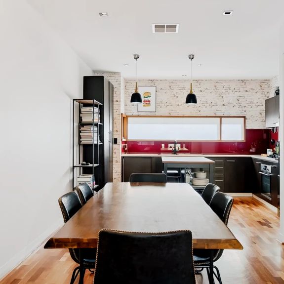 3B3B Master Room - Photo 1