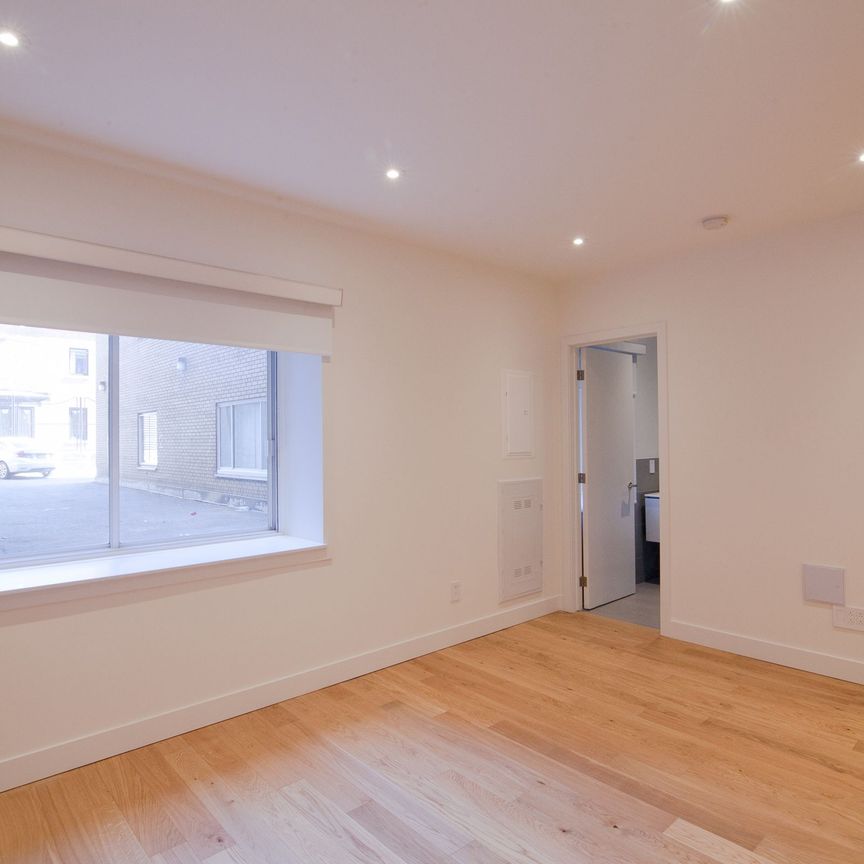 3435 Rue Drummond - Photo 1