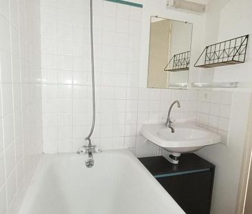 Location Appartement 1 pièce 17m² NANTES 44000 - Photo 2