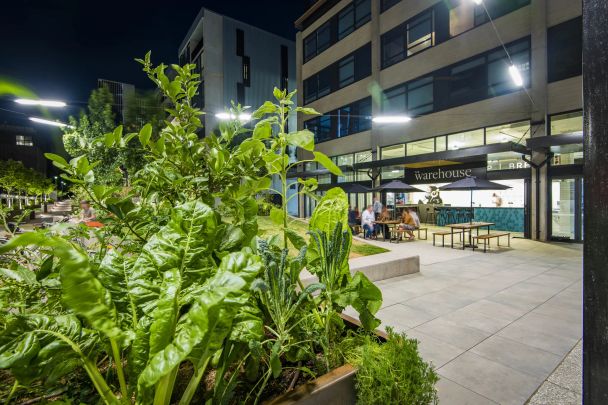 Powerhouse Apartment - Photo 1