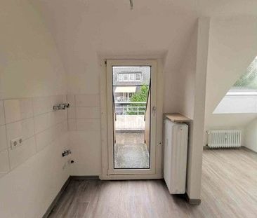 Hübsche 3-Zi.-DG-Whg. mit Balkon und 2 Bädern - Foto 3