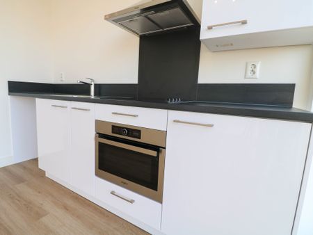 Te huur: Studio Lange Lombardstraat in Den Haag - Photo 4