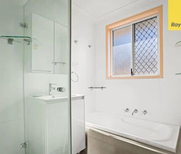 “Spacious Three Bedroom Family Home” - Photo 5