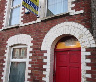 Great Apartment, 1a Carmel Street, Queens Quarter, Belfast - Photo 2