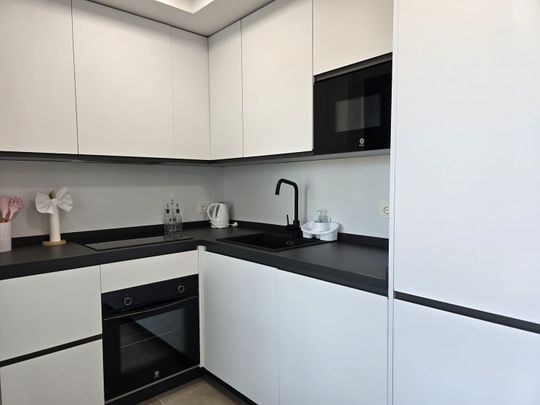 Piso En alquiler Calle los Vecinos 29, Los Pacos, Fuengirola - Photo 1