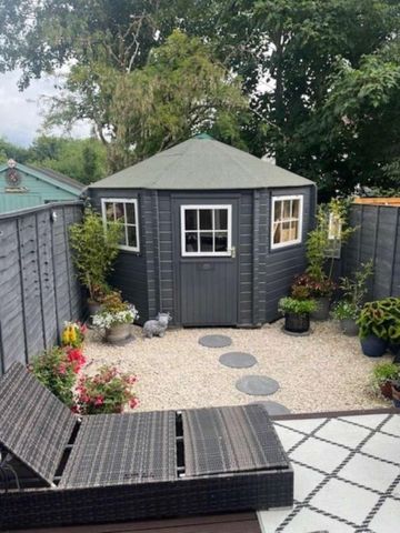 Shirley Drive, Worthing, BN14 - Photo 2