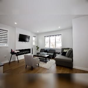 Montrose 4 Bed 3 Bath Dbl Garage Edmonton For Rent - Photo 1