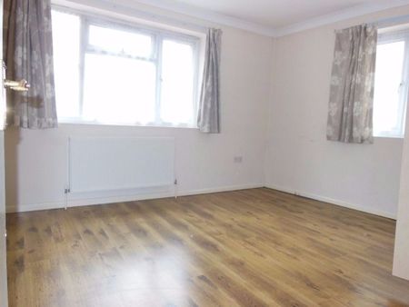 1 Bed Flat, Millers Terrace, E8 - Photo 2