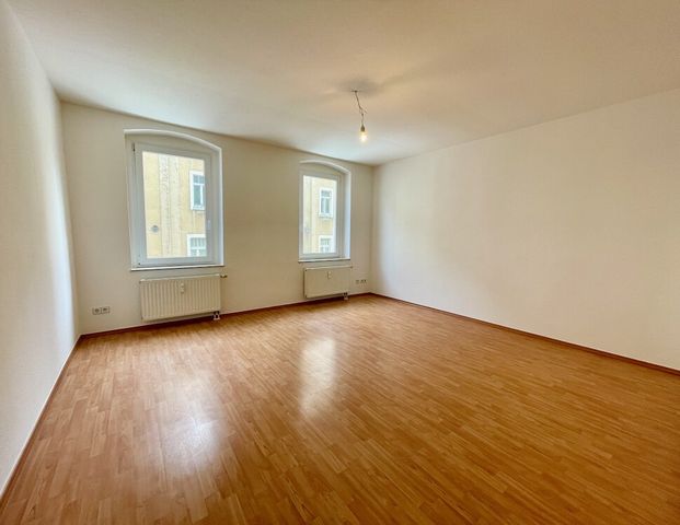Traumhafte Familienwohnung im Blick ins Grüne + Zentrumsnah + Balkon!!! - Foto 1