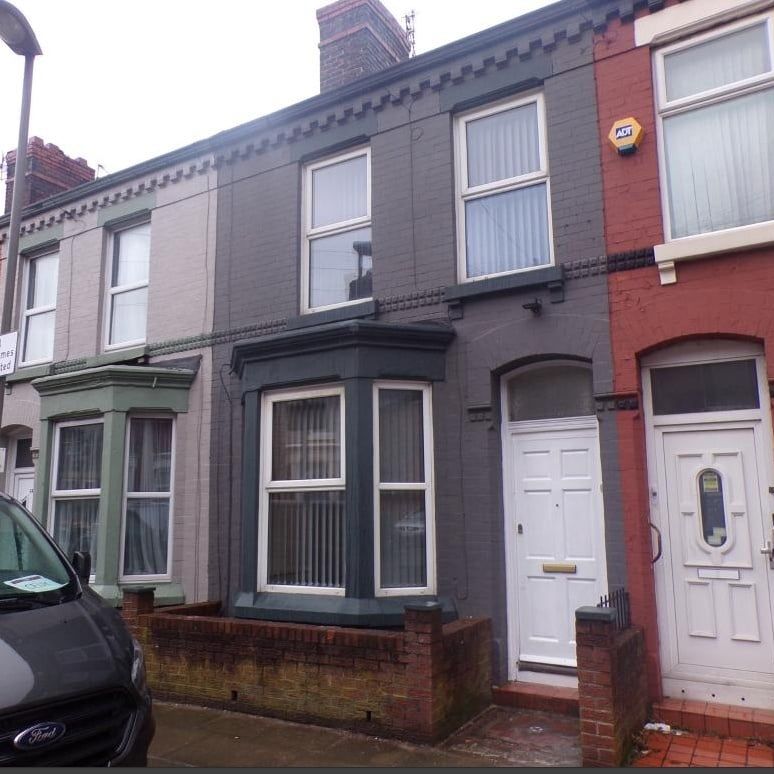 Room in a Shared House, Kelso Road, L6 - Photo 1