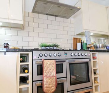 Bramdean Crescent Room 4 - Photo 4