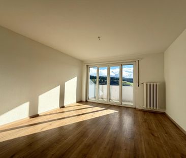 Appartement lumineux de 4 pièces avec balcon et vue dégagée - Foto 3