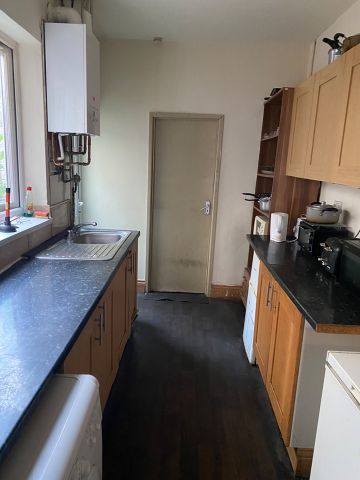 Room in a Shared House, Oliver Street, CV6 - Photo 4