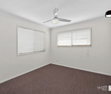 Spacious Family Living with Modern Comforts - Photo 6