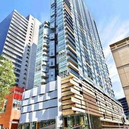 Stunning 2-Bedroom, 2-Bathroom Apartment for Rent in the Heart of Melbourne CBD – Fully Furnished! - Photo 1
