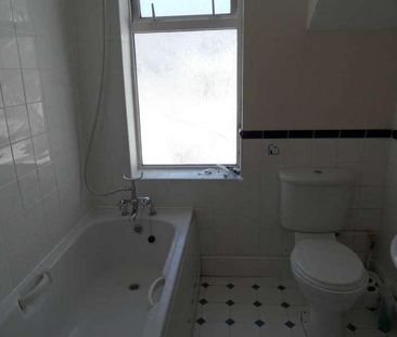 Festing Grove, Southsea, PO4 - Photo 5