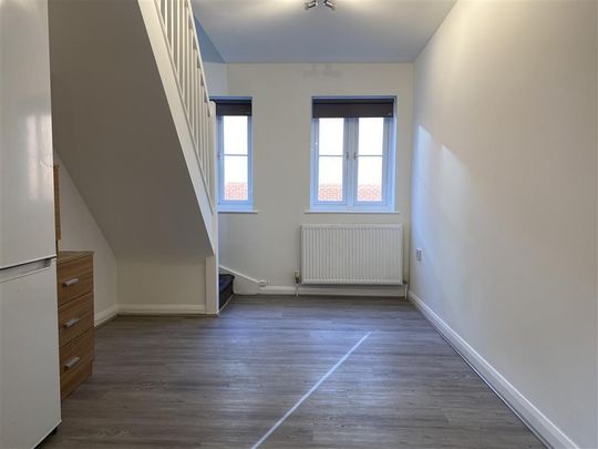 Hale Street, Aylesbury - Photo 1