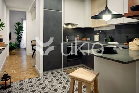 3 room luxury Apartment for rent in Barcelona, Catalonia - Photo 2