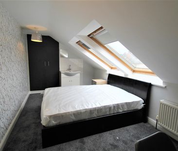 Estcourt Terrace, Headingley, LS6 3EY, Leeds - Photo 4