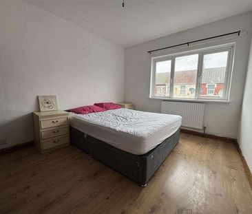 Manchester Road, Swindon, SN1 - Photo 3