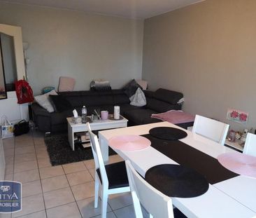 Location Appartement 2 pièces 46m² VILLEFRANCHE SUR SAONE 69400 - Photo 2