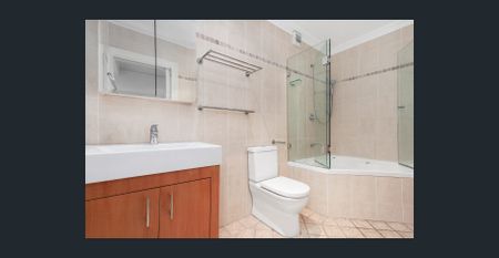 TIMELESS WOOLLAHRA TERRACE, STEPS FROM QUEEN STREET VILLAGE - Photo 4