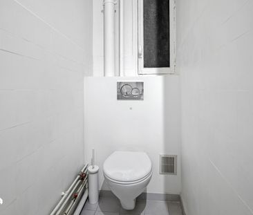 2667 - Location Appartement - 1 pièces - 37 m2 - Paris - - Photo 2