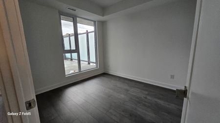 For Lease - 693 Davis Drive Unit# B406, Newmarket, Ontario - Photo 3