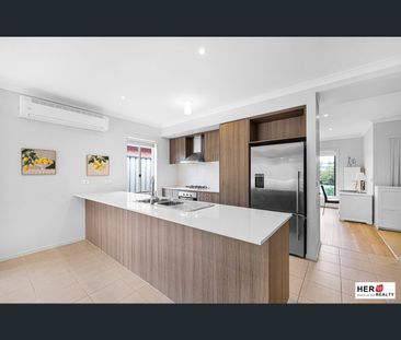 17 Rifflebird Drive, Tarneit, Vic 3029 - Photo 5