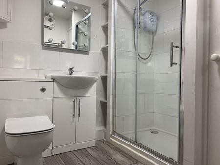 1 bedroom apartment to rent - Photo 4