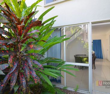 Villa 4/121-137 Port Douglas Road, Port Douglas, Qld 4877 - Photo 1