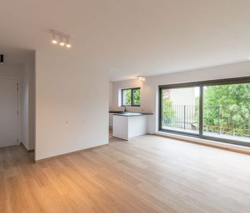 Appartement te huur - Photo 1