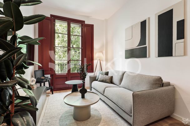 Apartamento de alquiler en Carrer de Floridablanca, Sant Antoni - Photo 1