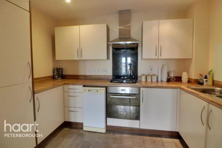 2 bedroom apartment to rent - Photo 4