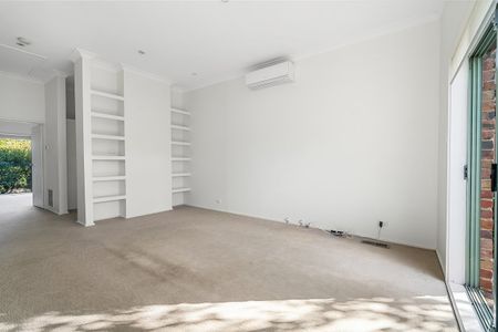 1/1077 Toorak Road, Camberwell - Photo 3