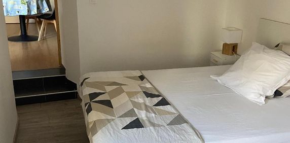 Location Appartement 2 pièces 38m² MILLAU 12100 - Photo 2