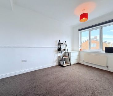 3 bedroom House To Let - Photo 1