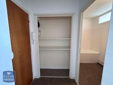 Location Appartement 1 pièce 28m² LIMOGES 87000 - Photo 3