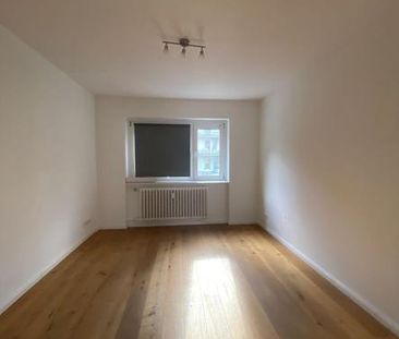 2-Zimmer Wohnung: Nähe Rhein/Beethovenhalle - Photo 1