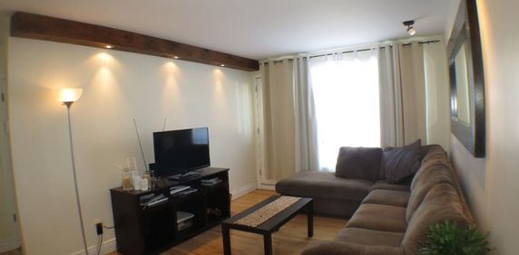 Superbe appartement 4 ½ MEUBLÉ ET TOUT COMPRIS - Photo 2