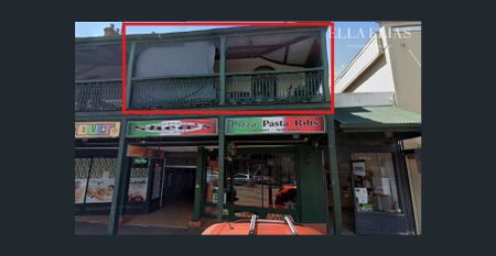 Heart of Windsor | Original & Spacious Studio! - Photo 5